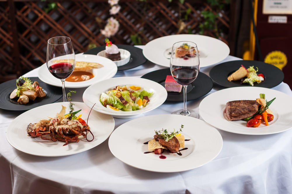 フランス料理のコース料理